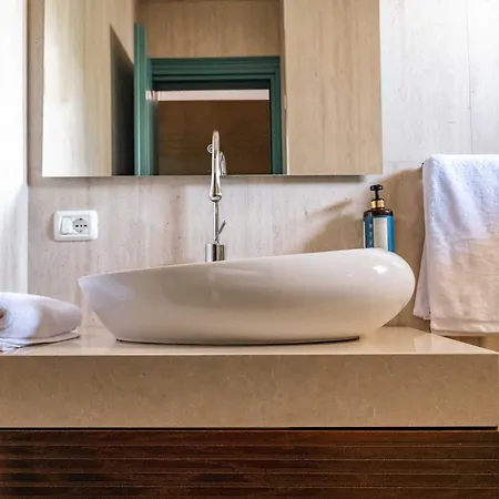 アパート Kristianna