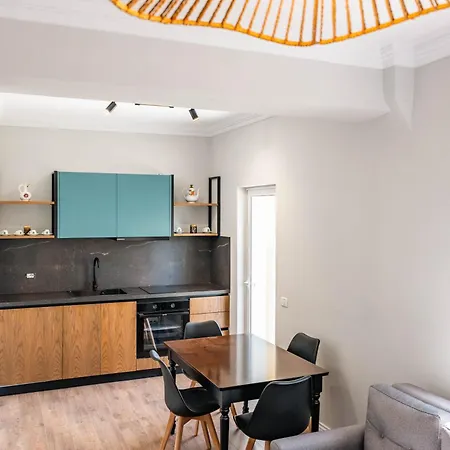 Kristianna アパート Dhërmi