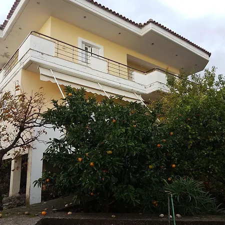 Kristianna Apartment *