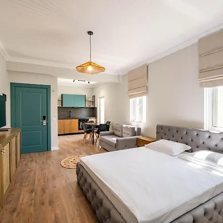 Kristianna Apartman Dhërmi