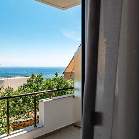 Kristianna 公寓 Dhërmi