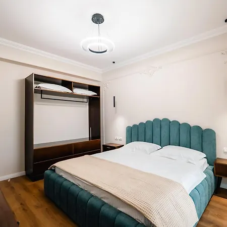 Kristianna Apartman *
